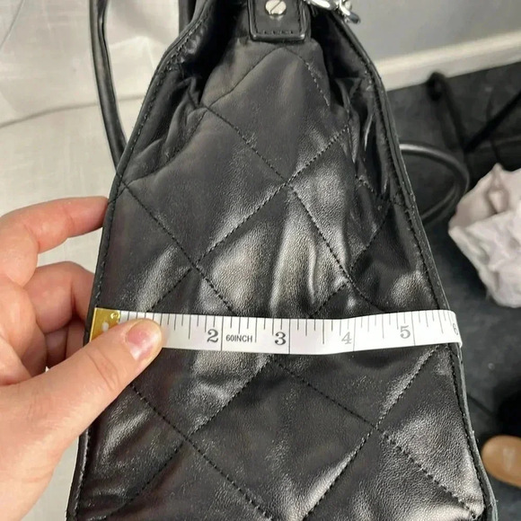 Michael Kors Large Quilted Leather Hamilton Tote Bag Black w/ Matching Wallet - Picture 11 of 12